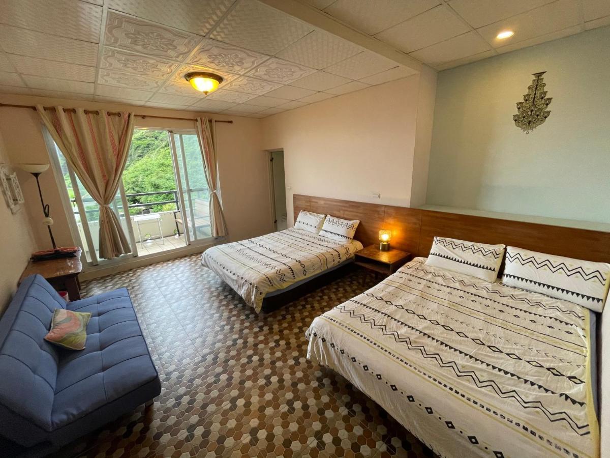 Shiacare Hostel Lyudao Bagian luar foto