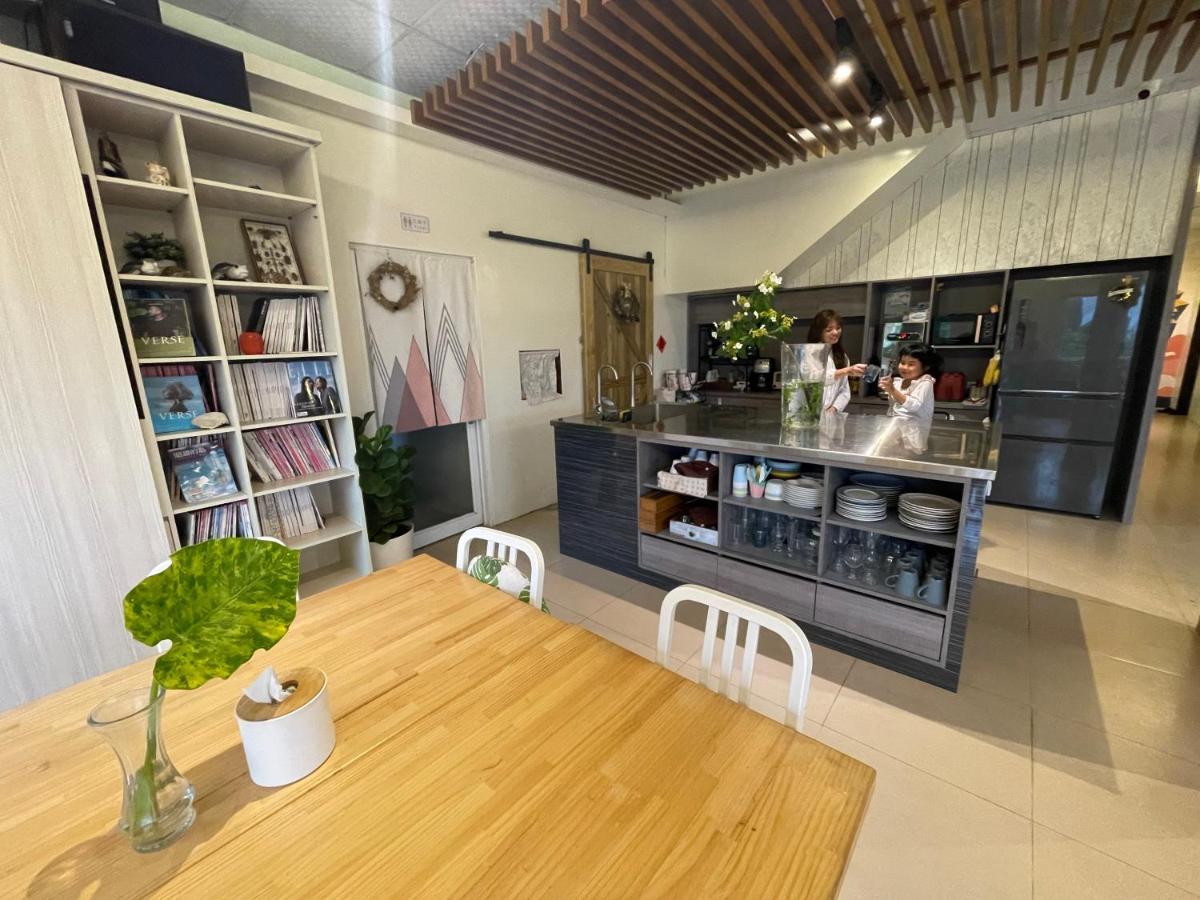 Shiacare Hostel Lyudao Bagian luar foto